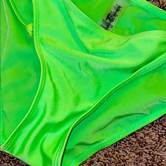Lime Green Fringe Bikini 👙 - Picture 4 of 5